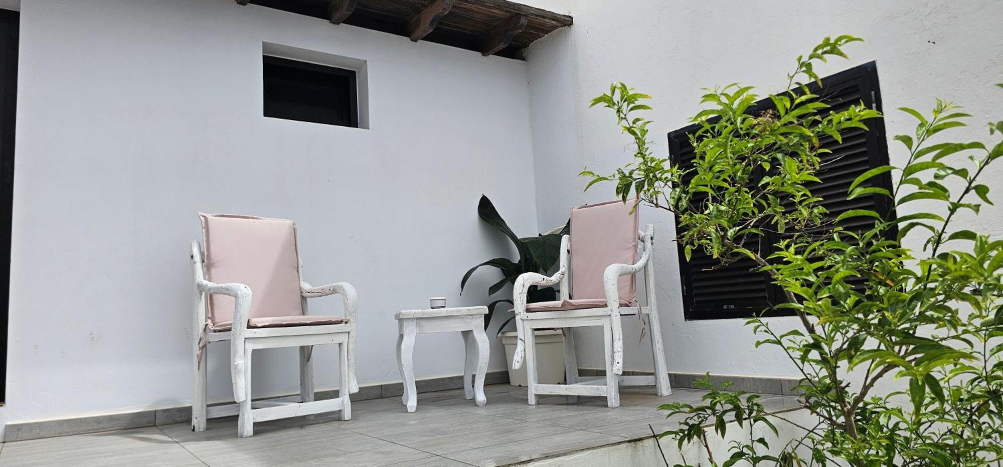 Alunita & Pirita, Habitacion Con Jardin, Terraza Y Wifi En Zona Tranquila Y Centrica Nazaret Esterno foto